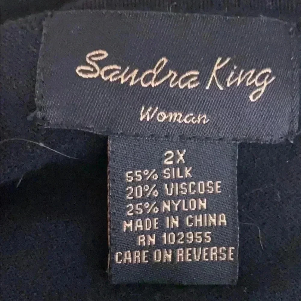 Sandra King Woman silk blend black knit shirt